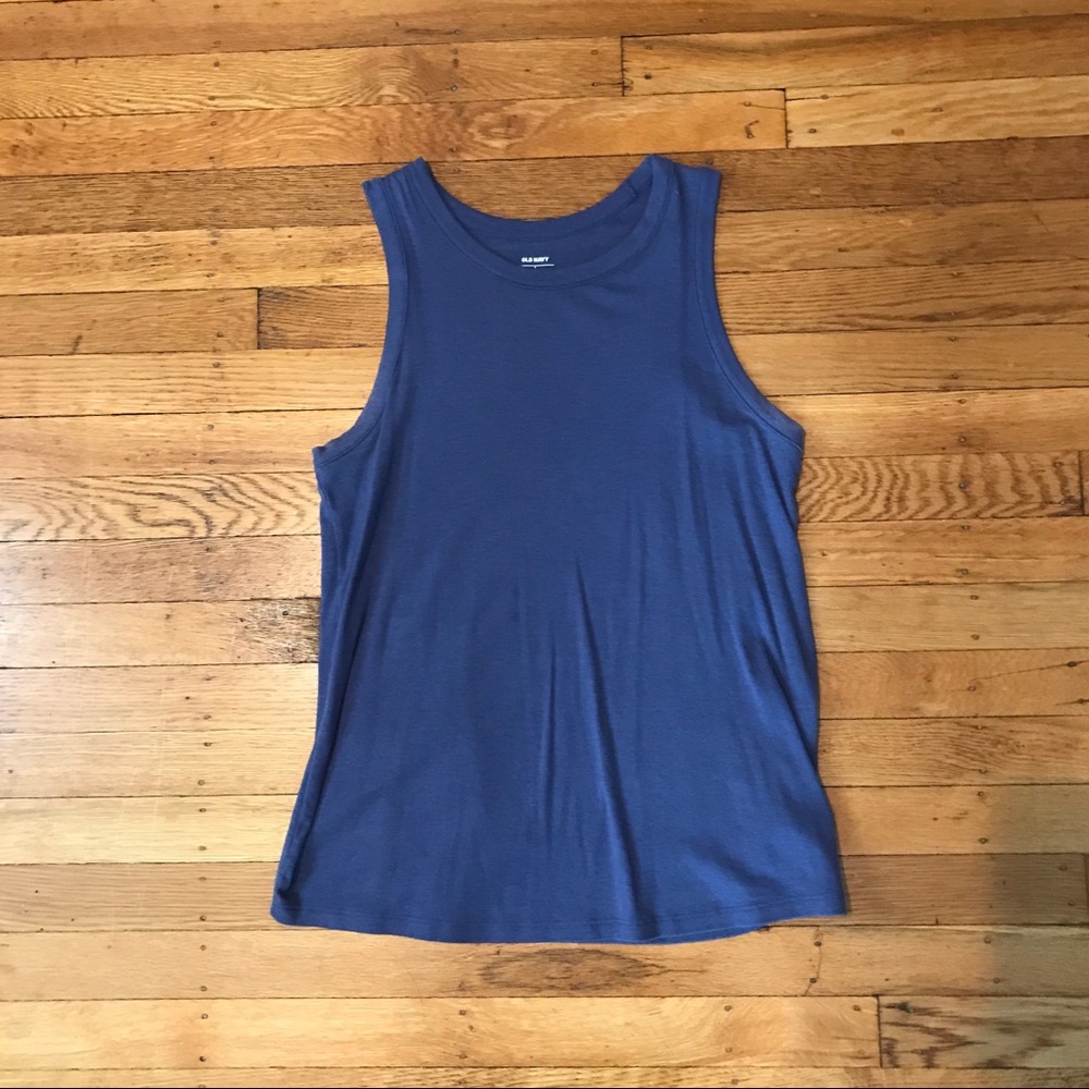 Old Navy blue tank top